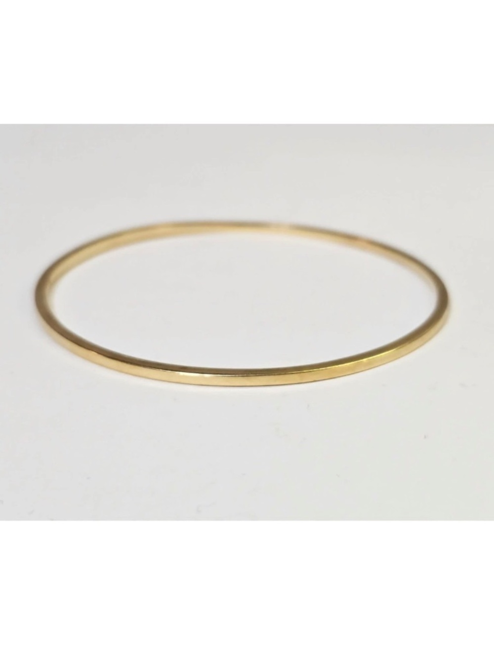 Solid 18K Yellow Gold Bangle Bracelet 8in- 5.3g; tested